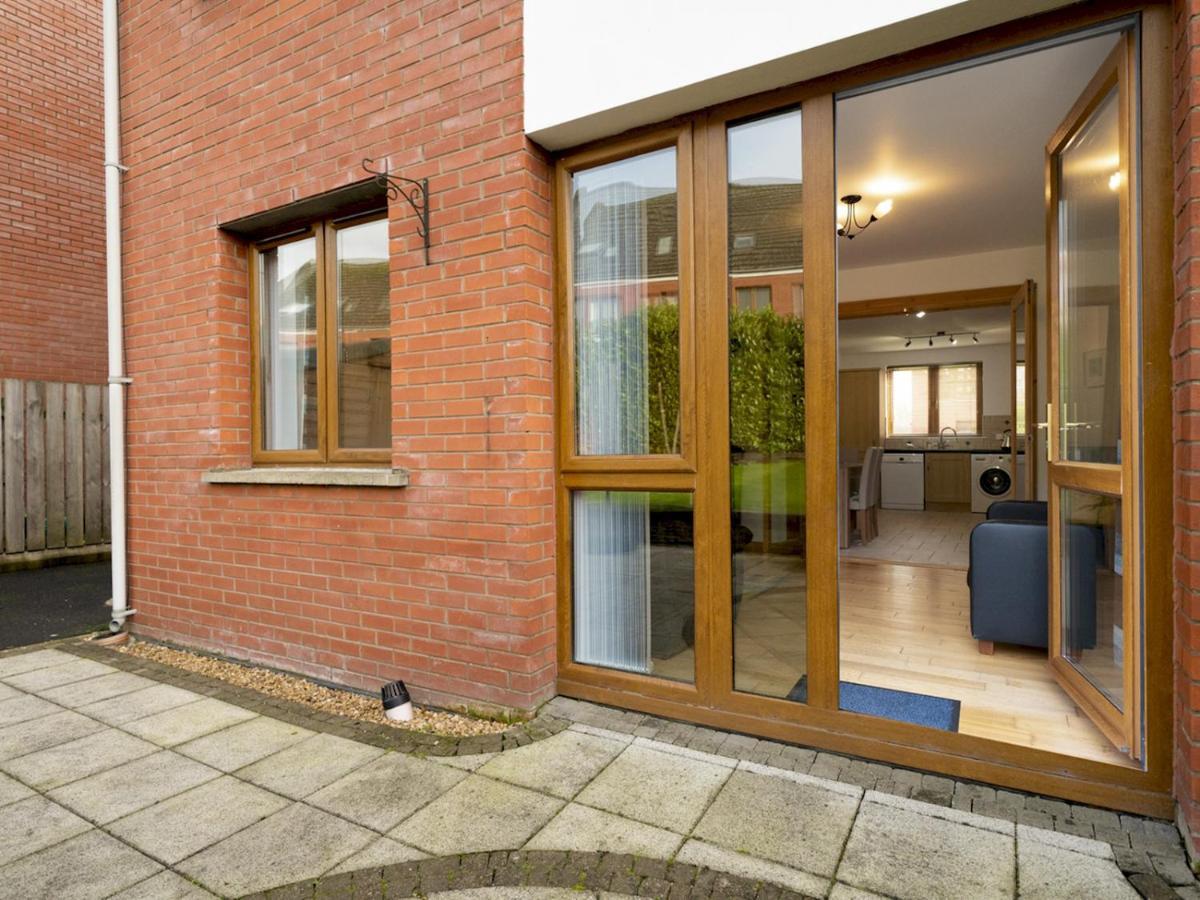 Pass The Keys Lovely 4Br Home W Garden 7 Min From City Centre Belfast Extérieur photo